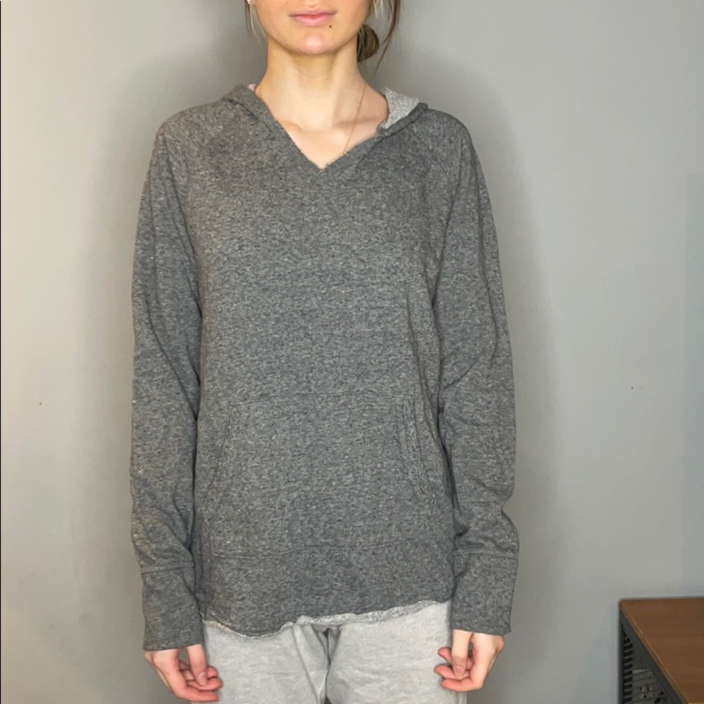 Light weight sweater